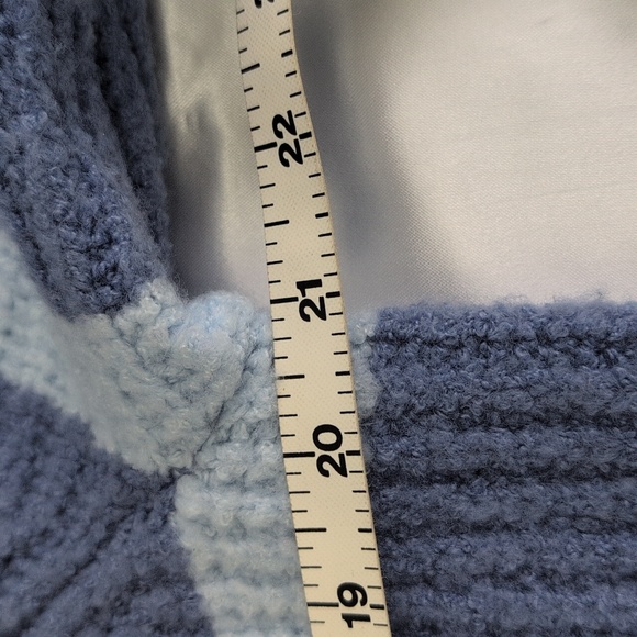 Caslon Cardigan Sweater Chunky Barn Style  Blue Stripe Medium Trending - Picture 10 of 12